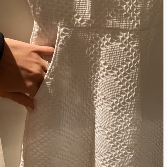 Banana Republic Textured White Dress - Picture 4 of 5